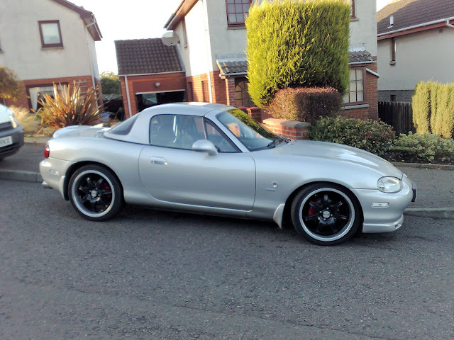 [Image: Mazda%20MX5%20%28125%29.jpg]