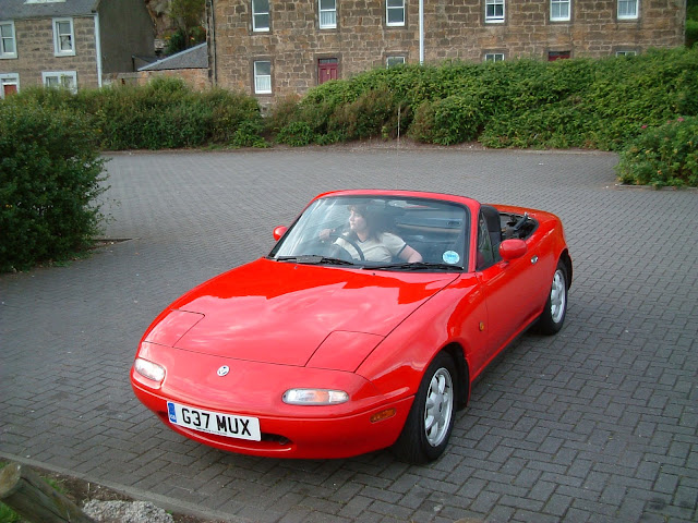 [Image: Mazda%20MX5%20%28119%29.JPG]