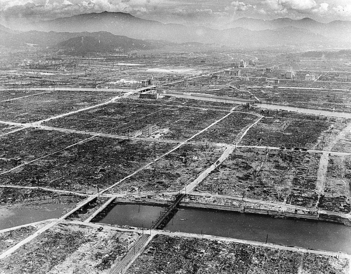 WWII HIROSHIMA BOMBING AFTERMATH