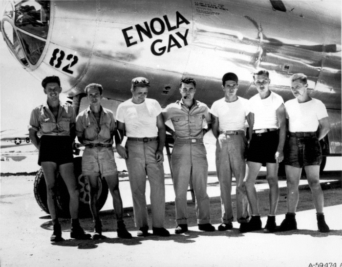 WWII ENOLA GAY CREW