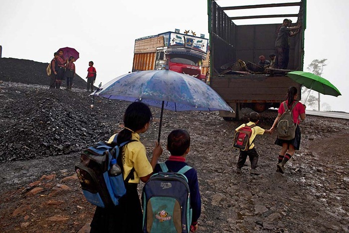 India-Child-Coal.22
