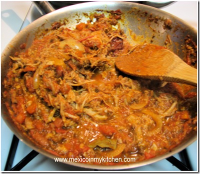 Mexican tinga recipe - Shredded Pork Meat recipe Mexican tinga recipe - Shredded Pork Meat recipe