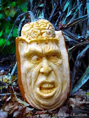 [carving-pumpkins-10[2].jpg]