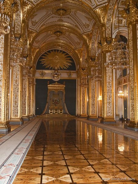 [Istana terbesar (12)[3].jpg]