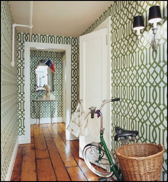 Chloe Sevigny's Home! Green imperial trellis wallpaper