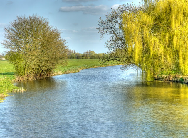 P1080628_2_3_4_5_6_7_tonemapped.jpg