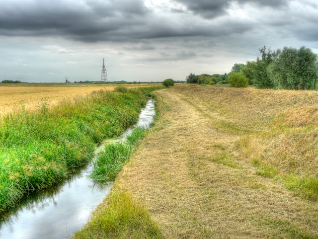 P1140402_396_397_398_399_400_401_tonemapped.jpg