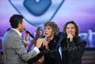 Tinelli y los David Bisbal.png