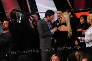 Tinelli habla con Virginia Gallardo.JPG