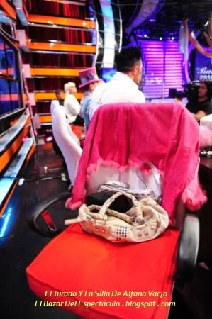 El Jurado Y La Silla De Alfano Vac¡a.jpg