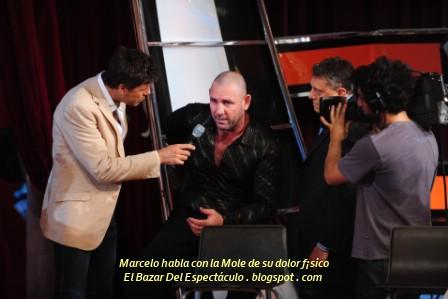 Marcelo habla con la Mole de su dolor f¡sico.JPG