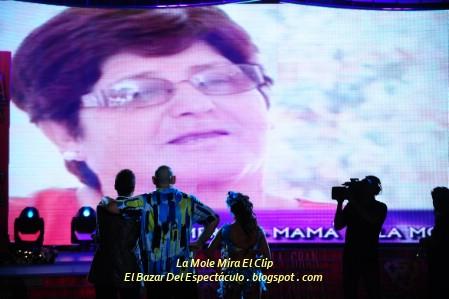 La Mole Mira El Clip.jpg