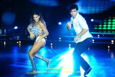 Cinthia Pop Latino 2.JPG