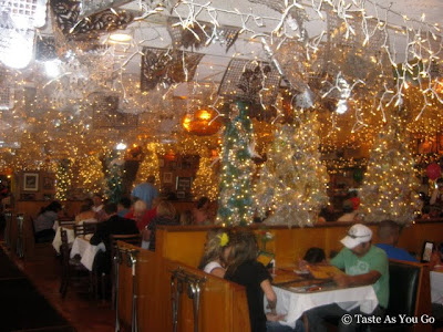 Christmas-Themed Room at Mi Tierra Cafe & Bakery in San Antonio, TX - Photo by Taste As You Gou