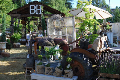 2009 Country Marketplace