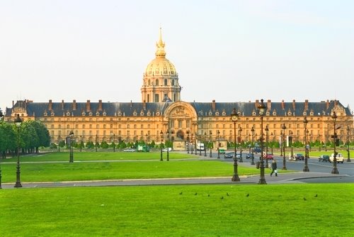 And the belongs to do in paris wallpaper city guide paris. And the belongs to do in paris