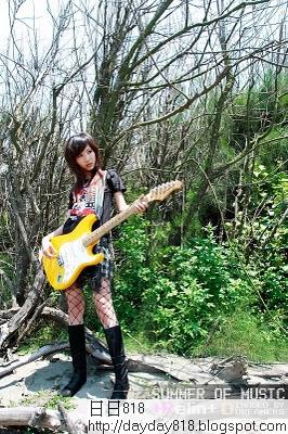 美女吉他手琳琳