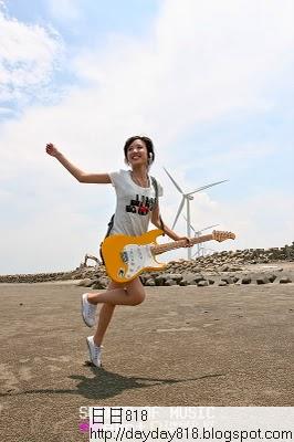 美女吉他手琳琳