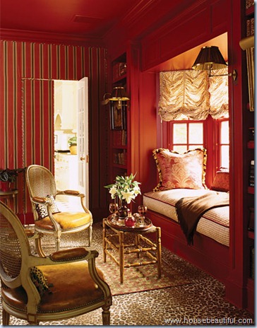 red-bedroom-0407-xlg-1906593