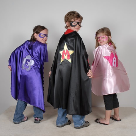 [poplet-custom-kids-superhero-outfit-costume-04[5].jpg]
