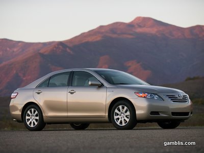   Computer Reviews 2011 on 2011 Toyota Camry Hybrid With 2 4 Liter Engine   Cars  Computer Review