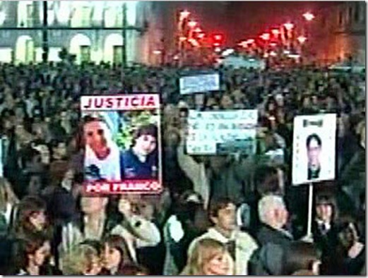 Protesta en Plaza de Mayo contra la inseguridad