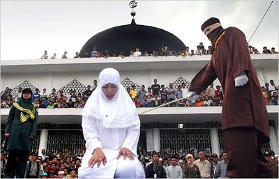 [islamismo indonesia ejecuta a mujer conversa al cristianismo[3].jpg]