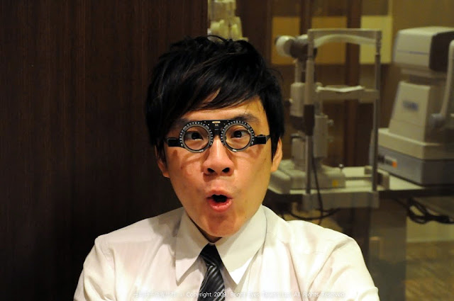 Yahoo! 奇摩摩人的雲端印刷新體驗.眼鏡桌曆誕生記-光明分子.眼鏡