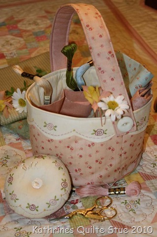 [little sewing basket[3].jpg]