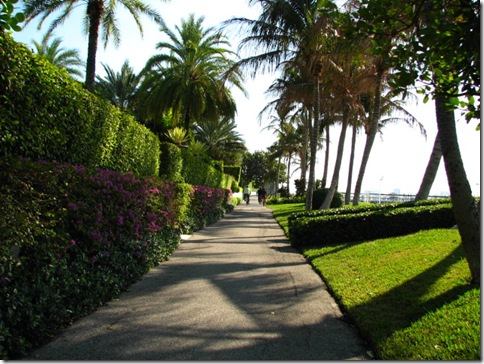 Rolling In An Rv Wheelchair Traveling North Lake Bike Trail North Lake Bike Trail Palm Beach