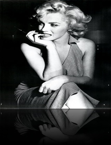 Marilyn-Monroe---Dress-Poster-C10207015[1]