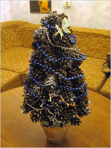 [funny-creative-christmas-tree (18).jpg]