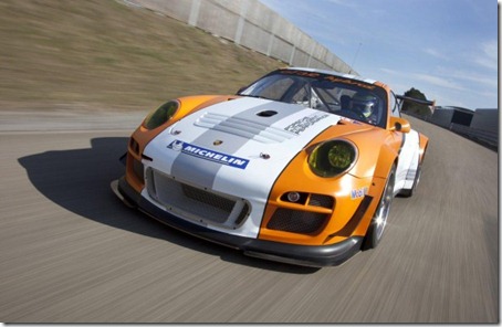 2011-Porsche-911-GT3-R-Hybrid-Front