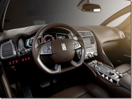 2012-Citroen-DS5-Interior-View
