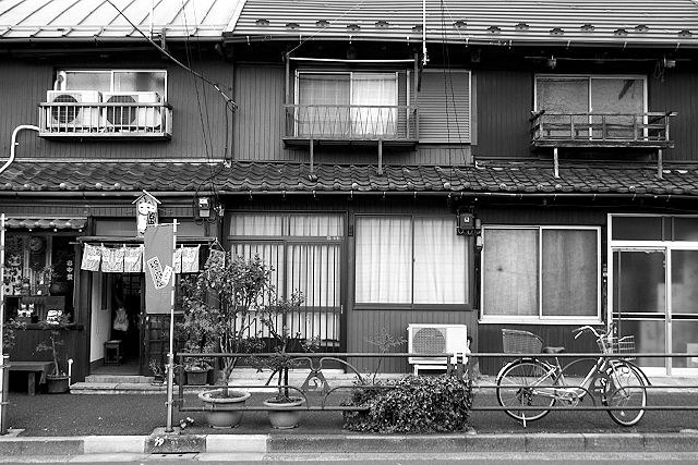Shinjuku Mad - Empty places bring back memories 16