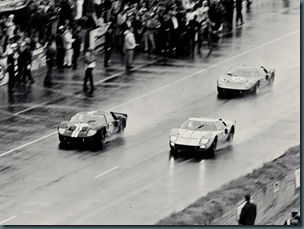1966_Ford_GT40MarkII3