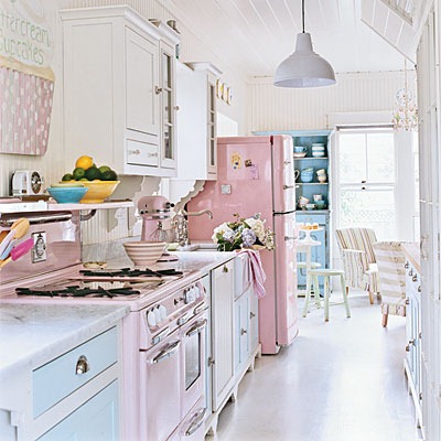 [rapisardi-pink-kitchen-l[3].jpg]