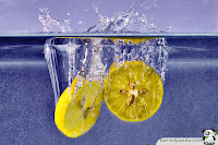 Lemon in water 