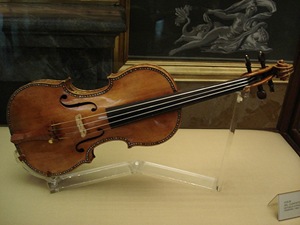 stradivarius-violin060801