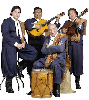 Los Manseros Santiagueños, una vida al folclore. Los Manseros Santiagueños, una vida al folclore.