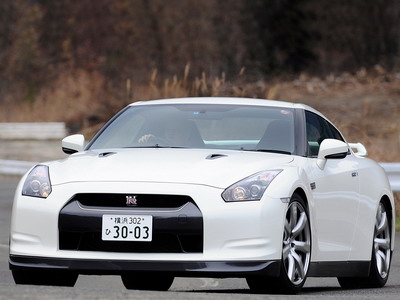 Nissan prepares last version GT-R