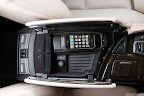 2010-bmw-5-serii-sedan-36.jpg