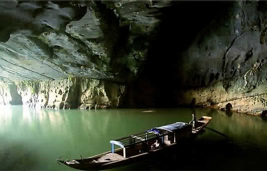 [Cave-Vietnam[5].jpg]