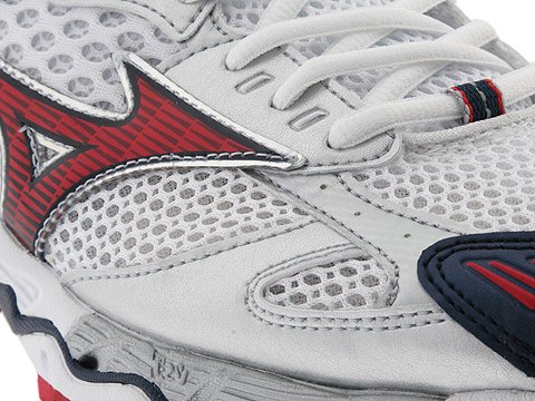 mizuno wave nirvana 4