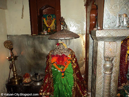 idol of goddess durga in saree