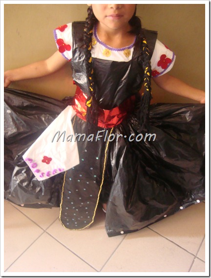 Vestimenta de Marinera con Material de Reciclaje - Manualidades MamaFlor