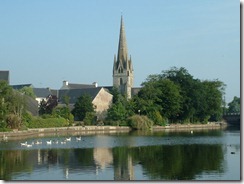 l'étangs et l'église