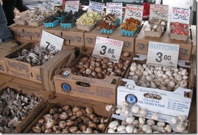 mushrooms_market_web_small