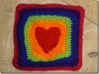 078 crochet heart square