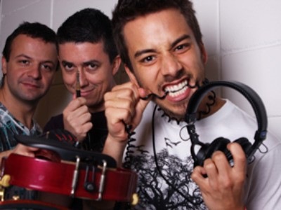 [crossover_be7e97de35630afc63dd0fde46ffd575[2].jpg]